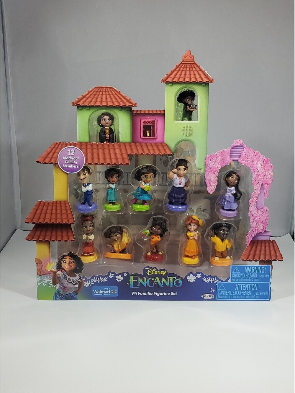 Disney’s Encanto 2021 Mi Familia Figurine Set Walmart Exclusive 12 Figures NEW